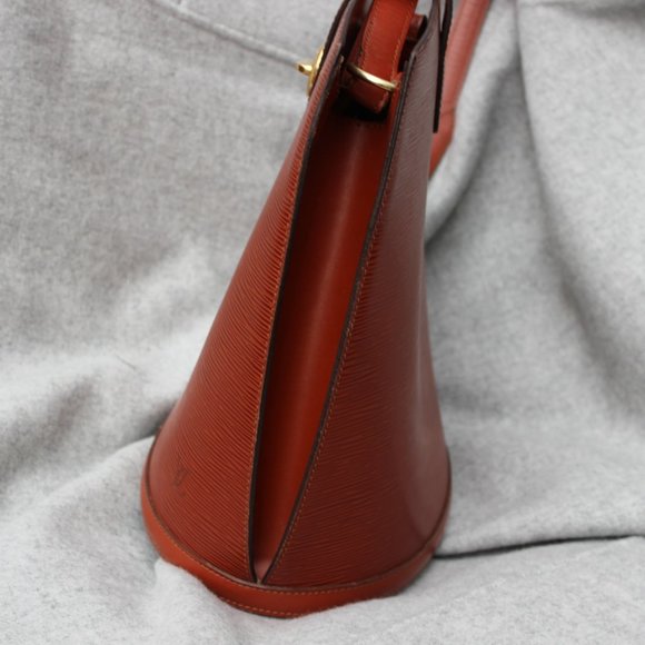 Louis Vuitton Epi Leather Brown Cluny Bucket Bag - Picture 3 of 8